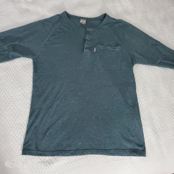 Bench Henley Long Sleeved Top in Heather Cyan Green- Size M (smaller fit) - Picture 2 of 7